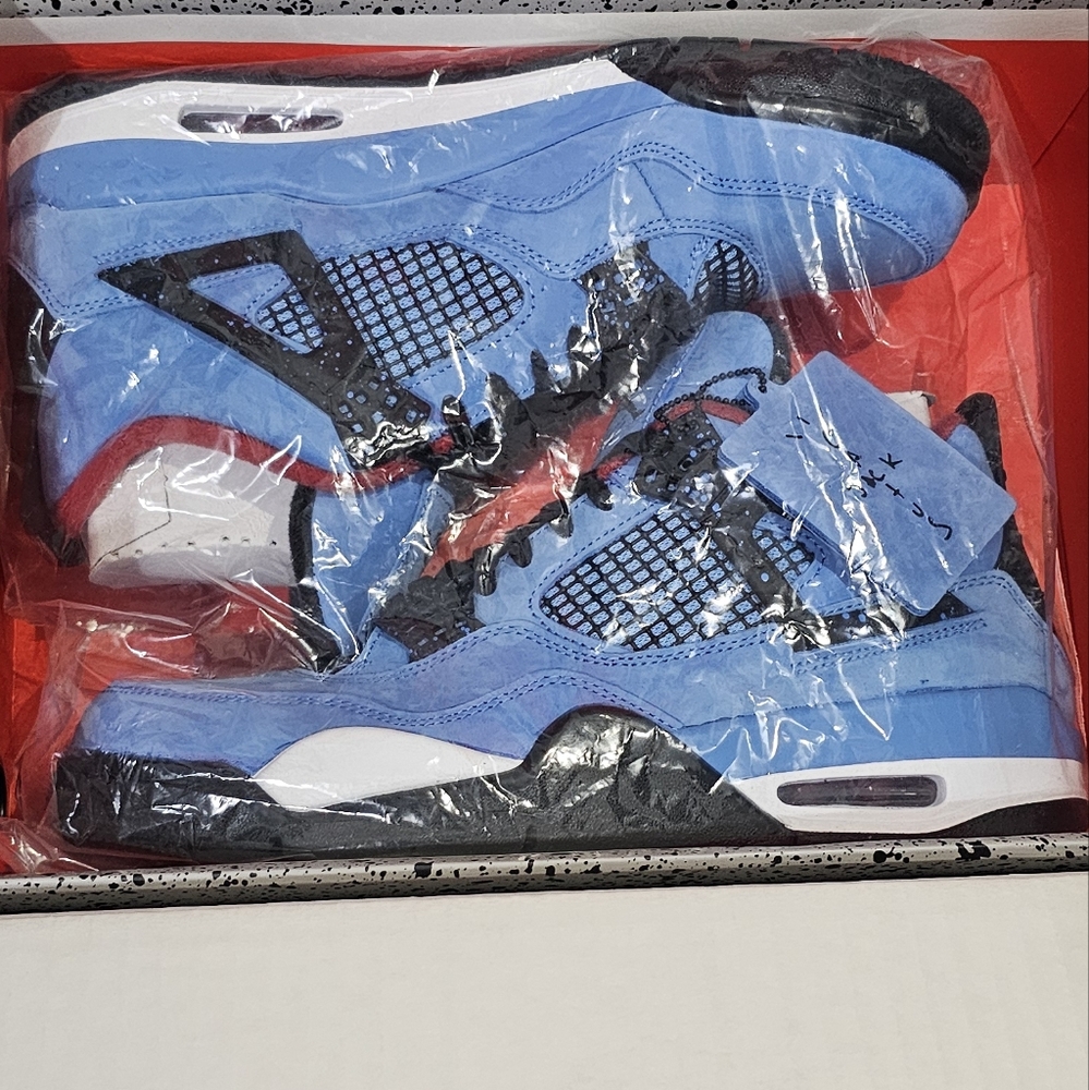 Travis Scott x AirJordan 4 Retro 'CactusJack'